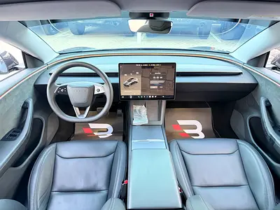 صورة 9 لـ 2024 Tesla MODEL 3