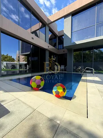 SUPER DISTRESS DEAL | FULLY CORNER 4 BEDROOMS STAND ALONE VILLA | HUGE PLOT | PRIVATE POOL + MAJLIS
