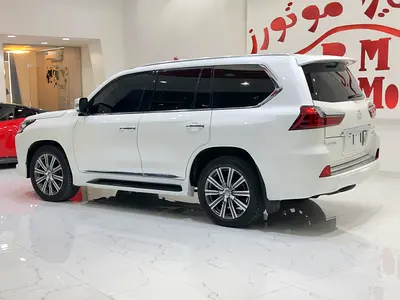 صورة 5 لـ 2017 Lexus LX-SERIES