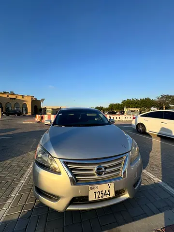 2013 Nissan SENTRA 照片 4