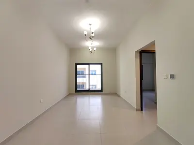 VERY SPACIOUS 2 BEDROOM APARTMENT AT THE MAIN LOCATION READY TO MOVE.