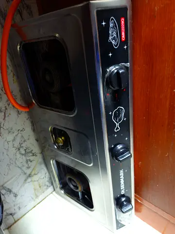 Stainless Steel 3-Burner Gas Stove — Olsenmark, Good Working Condition