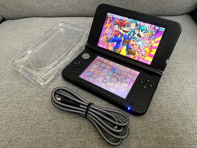 Nintendo 3DS XL Red X Black - Modded