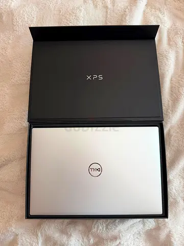 DELL XPS 15 9530 (2024) - i9-13th Gen / RTX 4070 8GB / 32GB RAM / 1TB SSD / 4K OLED TOUCH SCREEN