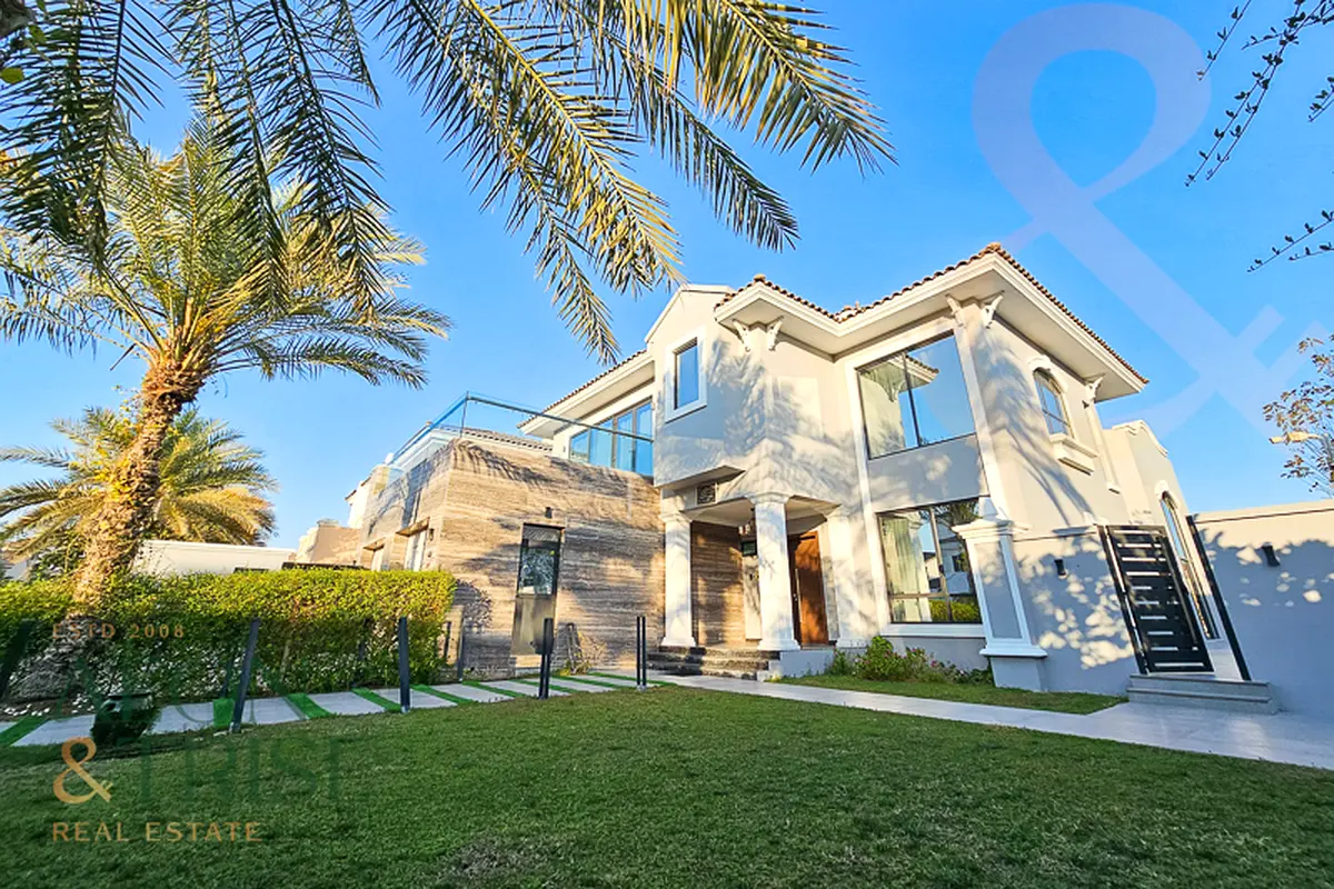 4BR | Wide Water | Luxury Living | Villa