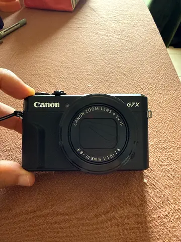 Canon G7X Mark 2