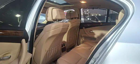 صورة مصغرة 9 لـ 2010 BMW 5-SERIES