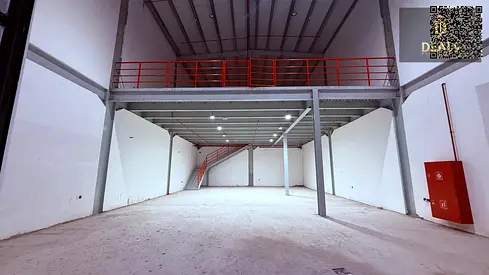 Premium Showroom for Rent in Al Jurf Industrial 1 | 4,122 Sq. Ft. | Front-Facing | Mezzanine | AED 275K