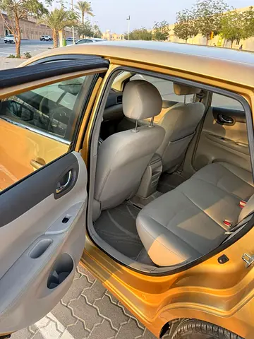 صورة 9 لـ 2014 Nissan TIIDA