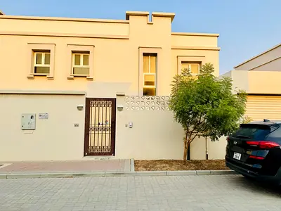 Prestigious Fully renovated 3BR + Maid Villa | Huge Hall | Upstairs Living Area | AED 110K