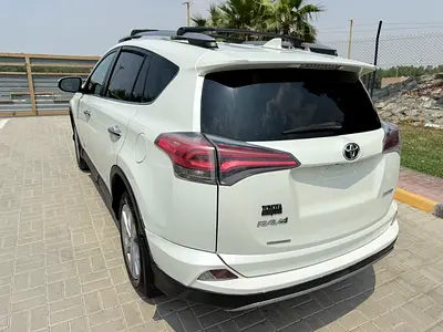 صورة 9 لـ 2018 Toyota RAV 4