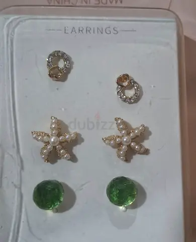 3 pairs of Earrings ( new)