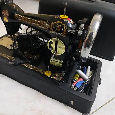 Bravo Electric Sewing Machine with Carrying Case
