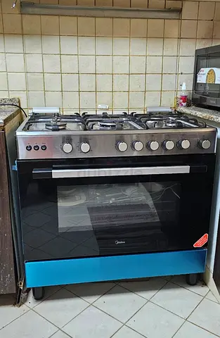 Kitchen stove