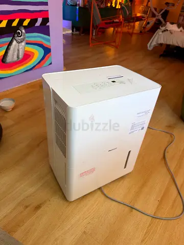 Portable Pro Breeze 30L Dehumidifier – Excellent Condition