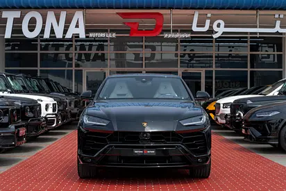 2022 Lamborghini URUS — фото 5