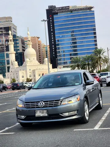 2015 Volkswagen PASSAT — фото 1