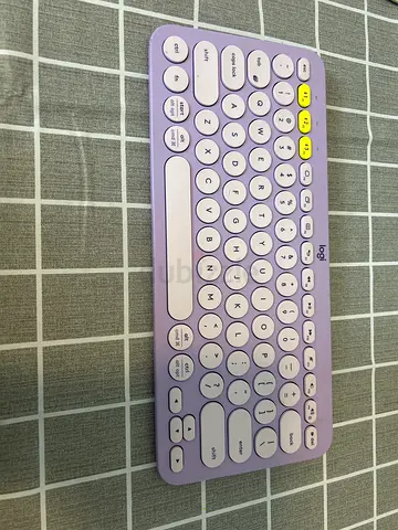 Logitech K380 Bluetooth Compact Wireless Keyboard - Lavender (Excellent Condition)