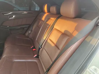 2012 Mercedes-BENZ E-CLASS thumbnail 5