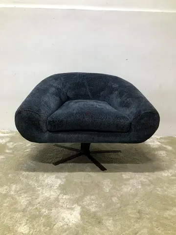 Ritz Swivel Armchair