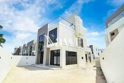 Ready Move-in | Brand New Large Plot | Single Row