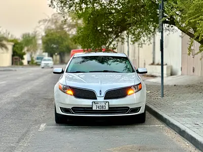 صورة 2 لـ 2014 Lincoln MKS