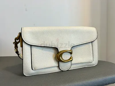 White Coach Pebbled Leather Shoulder Bag with Brass 'C' Clasp