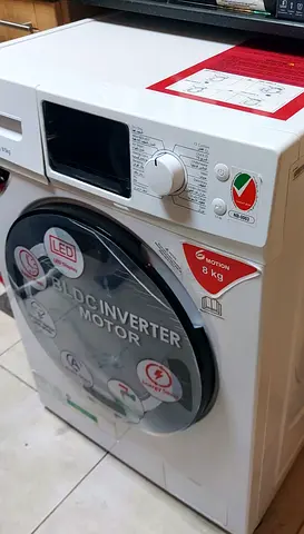 Automatic Washing Machine 8 Kg with 5 Kg Dryer - excellent condition, still in warranty period