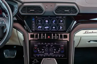 2022 Lamborghini URUS — миниатюра 14