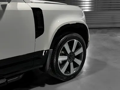 2026 LAND Rover DEFENDER — миниатюра 5