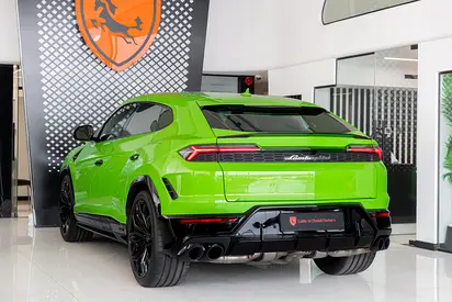 2026 Lamborghini URUS — фото 6