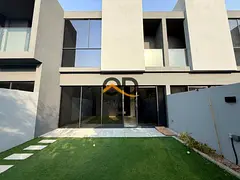 Gated Community/2BR With High Standard Living Style