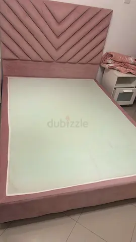 Double queen bed for sale (already dismantled )