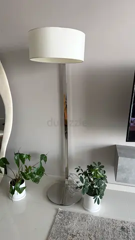 Lamp standing