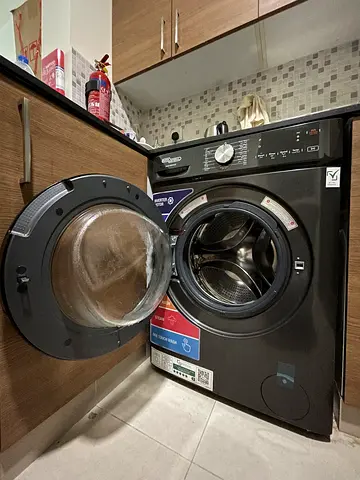 Front load washing machine - good working condition(NEGOTIABLE)
