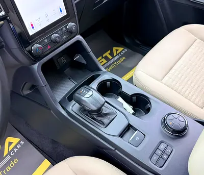 صورة 16 لـ 2024 FORD EVEREST