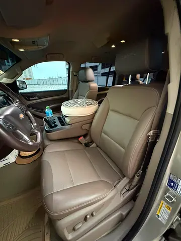 2016 Chevrolet SUBURBAN 照片 11