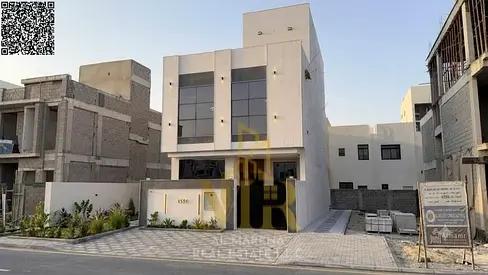 **Exceptional Opportunity at a Competitive Price | Luxury 4-Bedroom Master Villa with Roof in Al Za