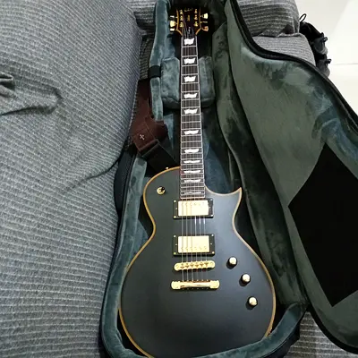 ESP LTD EC-1000 Duncan Vintage Black (Excellent Condition) + Thick Padded Soft Case & Strap