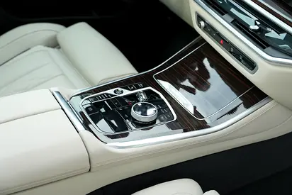 صورة مصغرة 11 لـ 2026 BMW X5