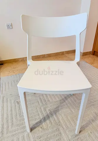 White Modern Plastic Dining/Side Chair - brand new