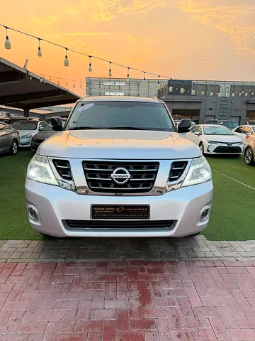 نيسان باترول تيتانيوم خليجي موديل 2013Nissan Patrol SE Titanium 2013 | GCC Specs | Well Maintained