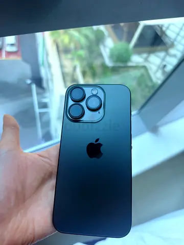 iPhone 15 pro 256 gb