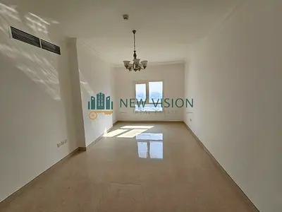 160 حرف عربي: غرفتين وصالة ثاني ساكن بالمجاز 2، بلكونتين، تشطيب فندقي، باركينج مجاني، إيجار 47700 درهم، تأمين شيك، تسهيلات دفع ومرافق متكاملة.