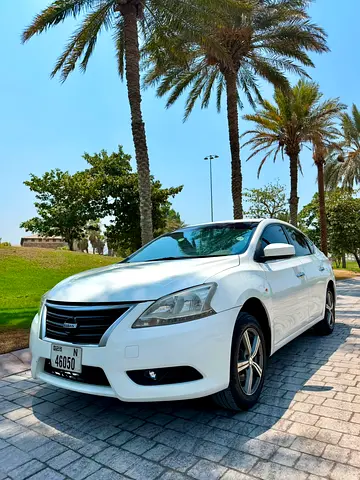 2013 GCC Nissan Sentra Xtronic 1.6 I4 FWD