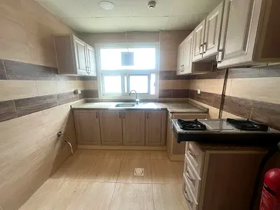 Close to rosary school 1bhk just in 32k with 6cheques payment only for family