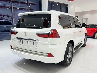 صورة 7 لـ 2017 Lexus LX-SERIES