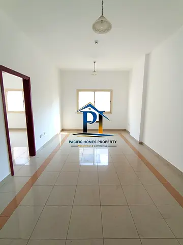 2:BR Hall available Behind Zulakha hospital 58k 15 Days free Car Parking free