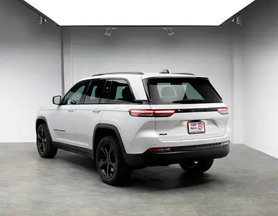 2024 JEEP GRAND CHEROKEE — миниатюра 3