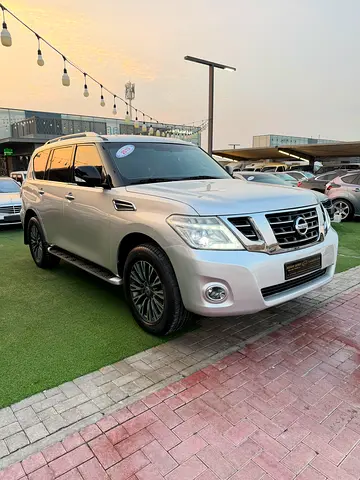 نيسان باترول تيتانيوم خليجي موديل 2013Nissan Patrol SE Titanium 2013 | GCC Specs | Well Maintained